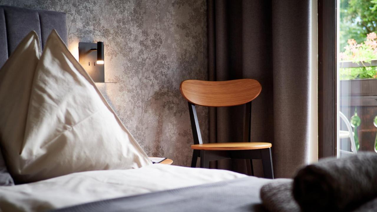 Jeff'S - Rooms With A Mountain View Bad Goisern Extérieur photo